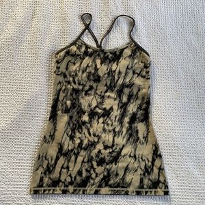 Lululemon Power Y yoga tank top with built in bra - size 6